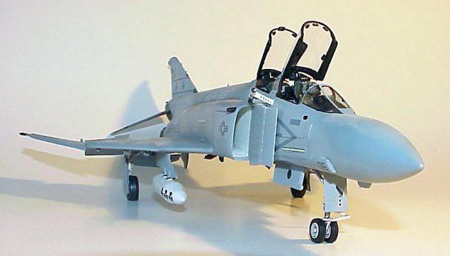 Hasegawa 1/72 F-4J Phantom II Preview