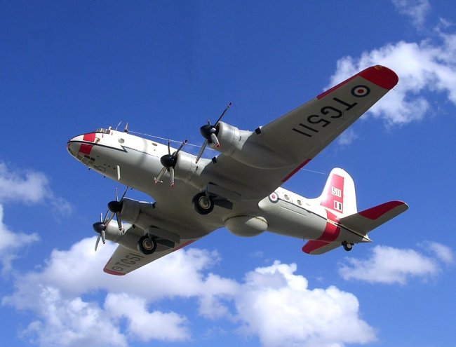 Handley Page Hastings. 1/72 Formaplane Handley Page