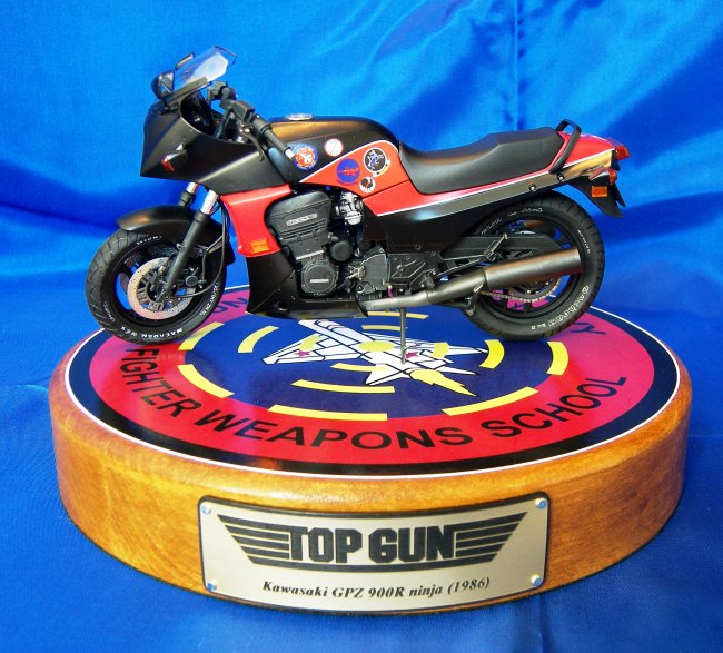 1/12 Aoshima TOP GUN Bike by WELTER Florent
