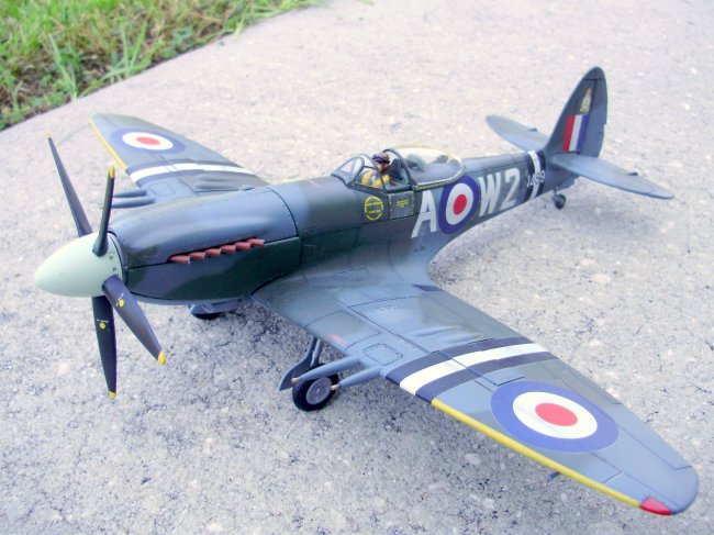 レベル 1/32 スピットファイア Mk，22/24