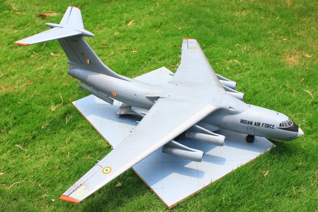 1/72 Amodel IL-76MD by Damanbir Sekhon