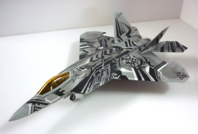 1/48 Hasegawa F-22A 'Starscream' by L.C. Chan