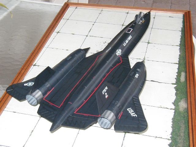 Testors 1/48 SR-71 LASRE by Chris Derks