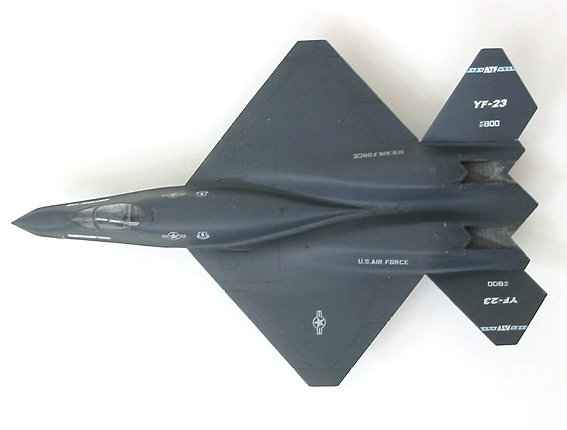 1/72 Italeri YF-23 Black Widow