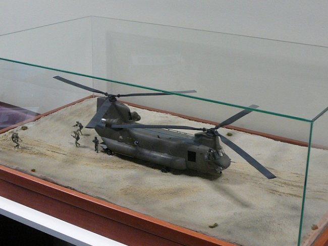 Eduard 1/35 CH-47D Chinook Exterior pour être utilisé avec le trompettiste Kits # 32159 